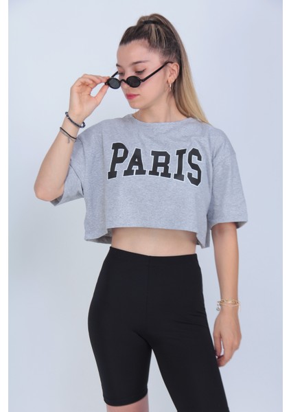 Kadın Gri Paris Baskılı Crop T-Shirt