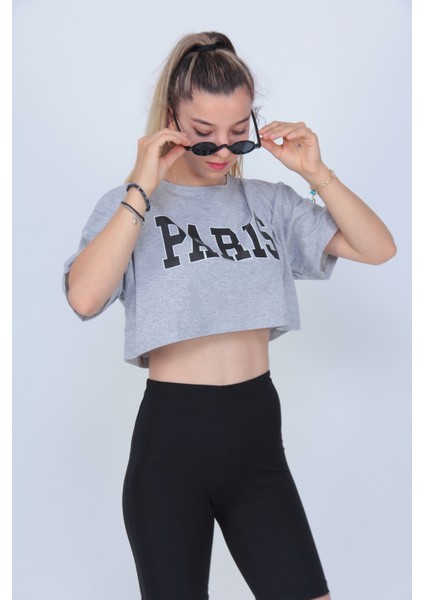 Kadın Gri Paris Baskılı Crop T-Shirt