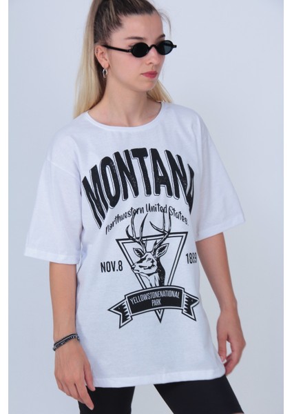 Kadın Beyaz Montana Baskılı Oversize T-Shirt