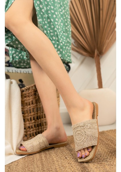 Kadın Ten Bej Dantel Detaylı Rahat Terlik Yeni Sezon Örgülü Nakışlı Şık Yazlık Terlik Dış Mekan ve Ev Terliği fiyatları