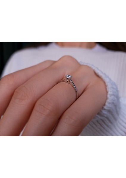 G Renk 0,18 Karat Pırlanta Tektaş Yüzük 0417R0015 fırsatları
