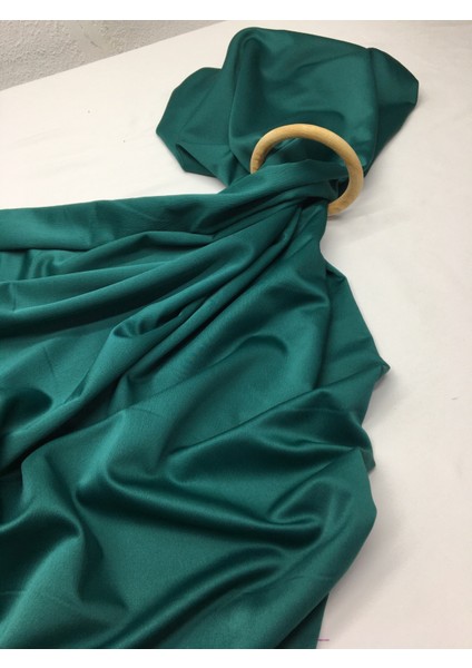 Açık Zümrüt Yeşili Saten Kumaş Dökümlü