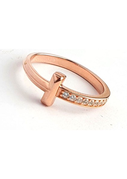 Italyan 925AYAR Gümüş Üzerine Altın Kaplama Zirkon Taş Detaylı T Yüzük fiyatları