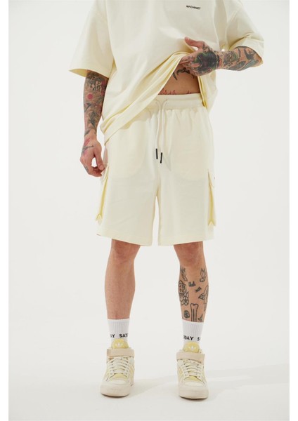 Oversize Kargo Cepli Basic Şort Krem