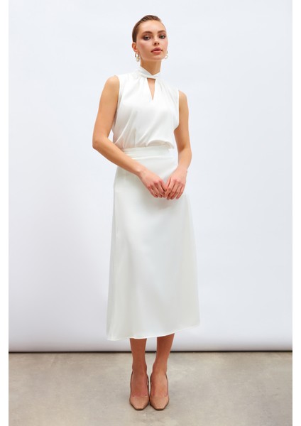 Yaka Detaylı Saten Bluz - Ekru indirimleri