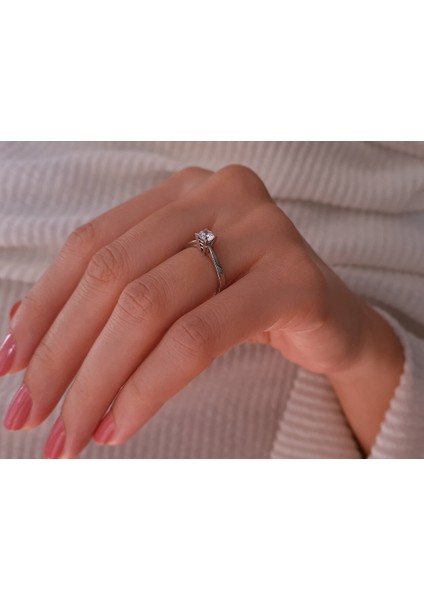 G Renk 0,33 Karat Pırlanta Tektaş Yüzük 0417R0029 fırsatları