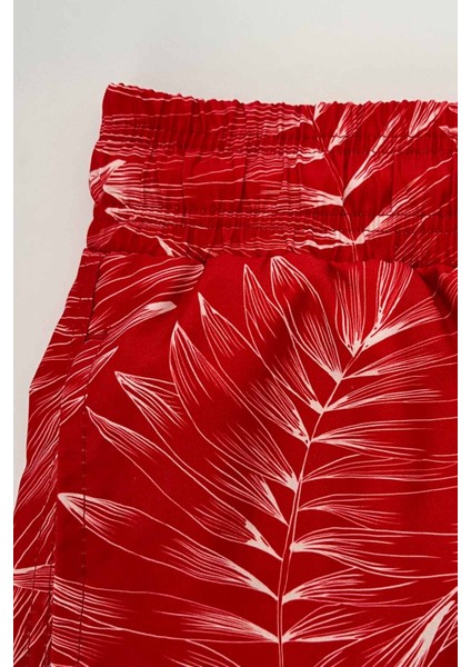 845 Erkek Kırmızı Desenli Deniz Şortu modelleri