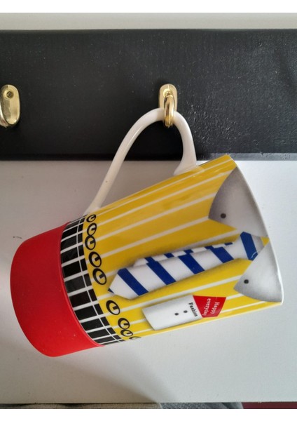 BÜYÜK FİNCAN ASKI SİYAH DEKORATİF TEKLİ BİJUTERİ ASKILIK AKSESUARI 4 ADET fırsatları