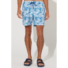 ALTINYILDIZ CLASSICS Erkek Beyaz-lacivert Standart Fit Desenli Hızlı Kuruyan Cepli Mayo