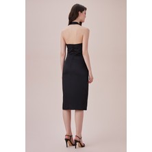 Oleg By Oleg Cassini Siyah Halter Yaka Yırtmaçlı Saten Midi Boy Elbise