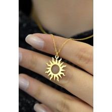 Papatya Silver 925 Ayar Gümüş Altın Kaplama Plaka Kesim Kadın Güneş Kolye