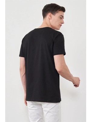 Mentality Çetinkaya Mentality 2772BÜYÜK Beden -S V Yaka Açık Basic T-Shirt Siyah %100 Pamuk