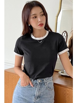 Only Trendwear Unisex Yaka Kol Detaylı Tshirt