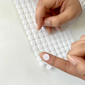 Cırt Bant 1 cm Çap 108 Çift Yuvarlak Para Para Arkası Yapışkanlı