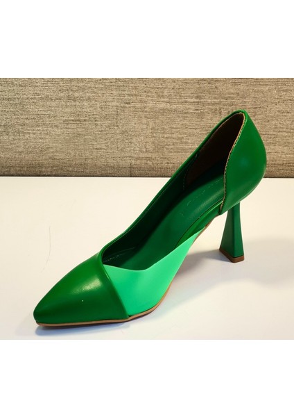 751 Kadın Yeşil Kadeh Ökçe Şeffaf Detaylı Stiletto fırsatları