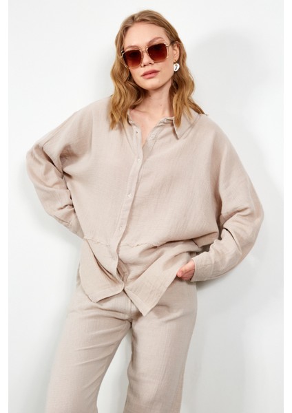 Bej Müslin Parçalı Kadın Gömlek fiyatları