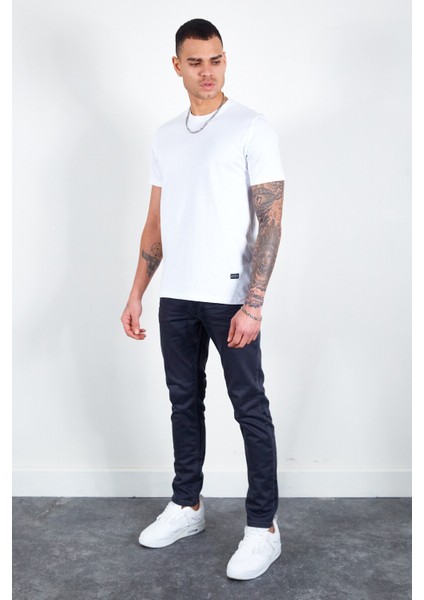 Beyaz Erkek Basic T-Shirt modelleri