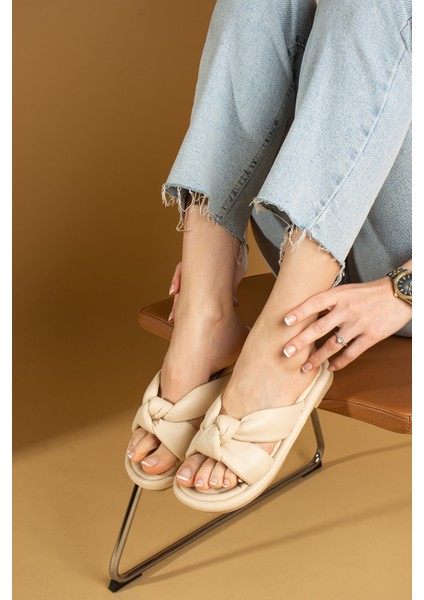 Özel Tasarım Yumuşak Taban Kadın Terlik 007-79-23