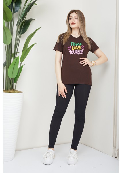 Kadın Please Love Yourself Baskılı V Yakalı T-Shirt