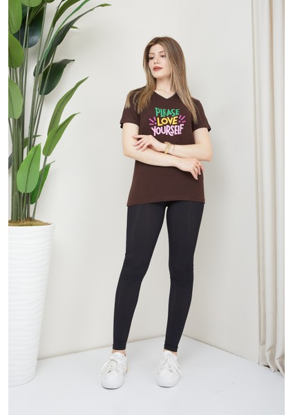Kadın Please Love Yourself Baskılı V Yakalı T-Shirt