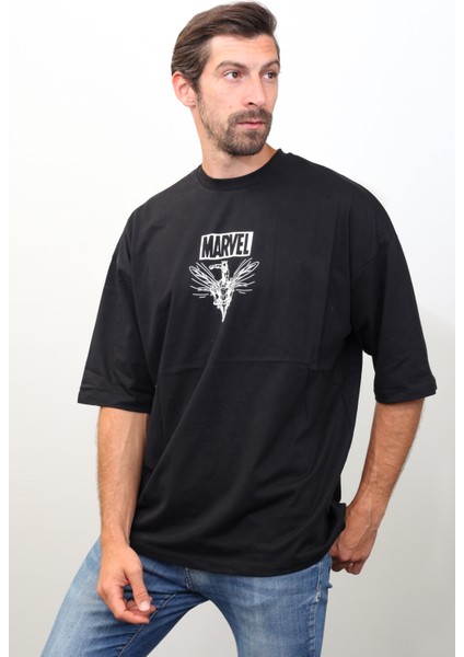 Marvel Sırt Baskılı Efsane T-Shirt