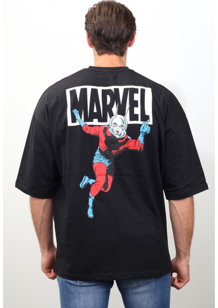 Marvel Sırt Baskılı Efsane T-Shirt