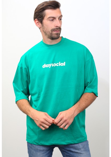 Daysocial Sırt Baskılı T-Shirt