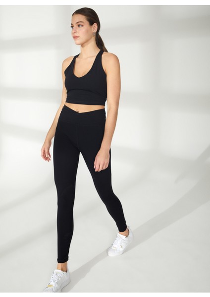 Jeans Bisiklet Yaka Düz Siyah Kadın T-Shirt DP2P3052 fiyatları