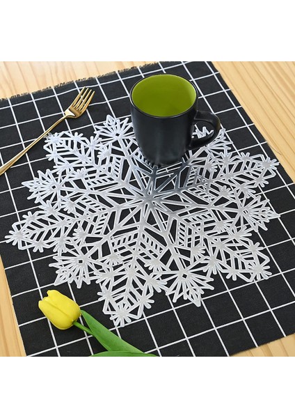 Kar Taneli 6'lı Bardak Altlığı Seti (Gümüş) (Yurt Dışından) modelleri