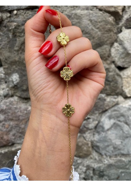 Kadın Gümüş Yoncalı Bileklik