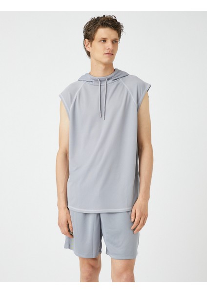 Spor Atlet Kapşonlu Dikiş Detaylı Kolsuz modelleri