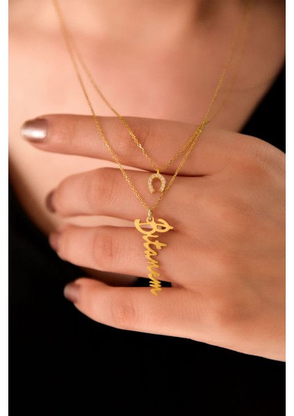 925 Ayar Gümüş Altın Kaplama Nal ve Bitanem Yazılı Asansörlü Kolye