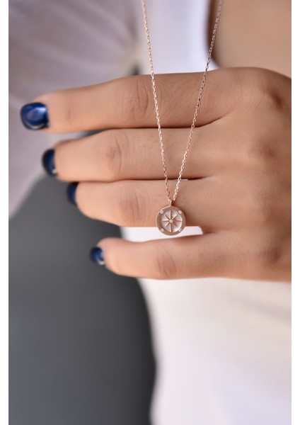 925 Ayar Gümüş Rose Kaplama Taşlı Pusula Kadın Kolye indirimleri