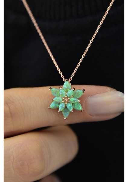Kadın Yeşil Opal Taşlı Kamelya Gümüş Kolye fiyatları