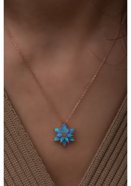 Açık Mavi Opal Taşlı 925 Ayar Gümüş Lotus Kolye