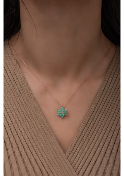 Yeşil Opal Taşlı 925 Ayar Gümüş Lotus Kolye modelleri