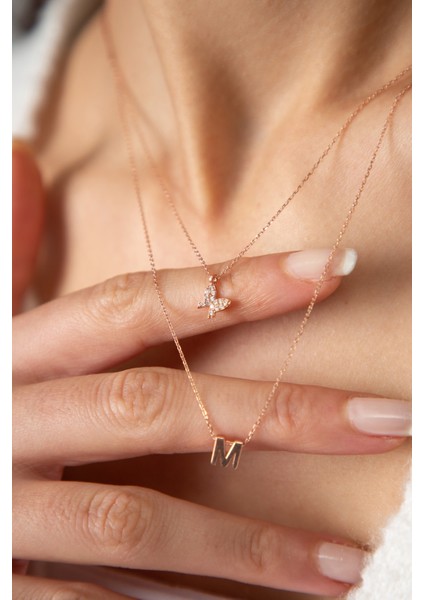 Kadın Asansörlü Kelebek ve Harf Model 925 Ayar Gümüş Kolye modelleri