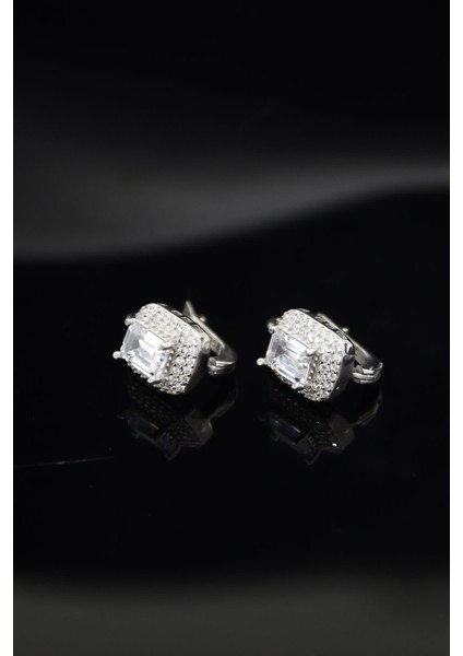 925 Ayar Gümüş Rodyum Kaplama Baget Taşlı Küpe