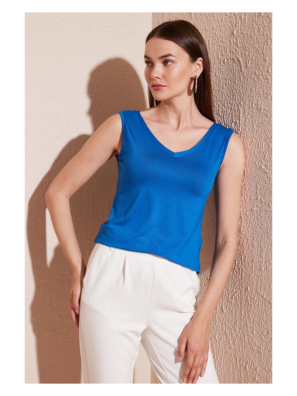 Lela V Yaka Kalın Askılı Kadın Bluz 5864384