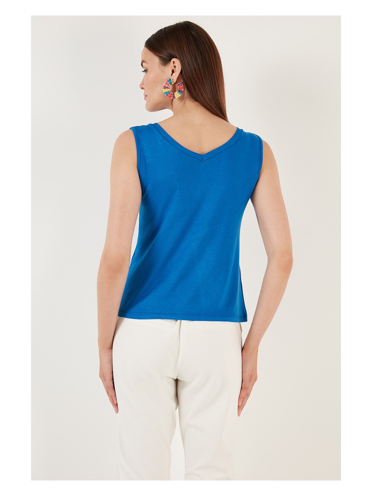 Lela V Yaka Kalın Askılı Kadın Bluz 5864384 - Görsel 5