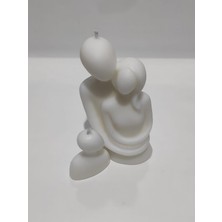 Candles Flame Sarılan Kadın Erkek ve Çocuk Heykel Mum
