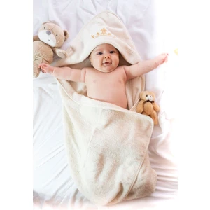 Bambu Taç Nakışlı Özel Kutusunda Bebek Havlu Kundak Ve Kese Seti