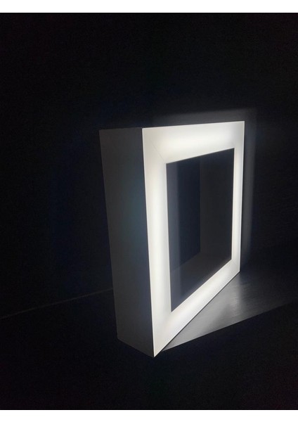 Kare Lineer Armatür 40X40 (Cri>95) 4000 Kelvin Beyaz Kasa