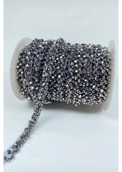 Antrasit Gri Kristal Boncuk Işlemeli Şerit modelleri