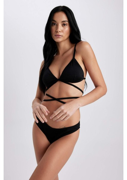 Fall in Love Regular Fit Bikini Alt W8732AZ22SM