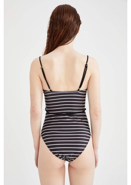 Kalp Yaka Geometrik Desenli Mayo U3111AZ21SM