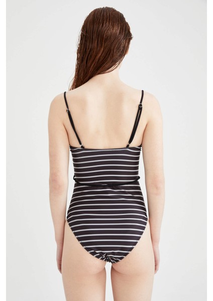 Kalp Yaka Geometrik Desenli Mayo U3111AZ21SM