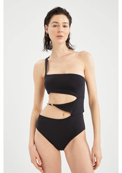 Fall in Love Regular Fit Tek Omuzlu Aksesuar Detayı Esnek Dokulu Mayo W9359AZ22SM