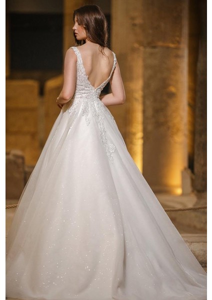 V Yaka Kalın Askılı Işlemeli Gelinlik fiyatları