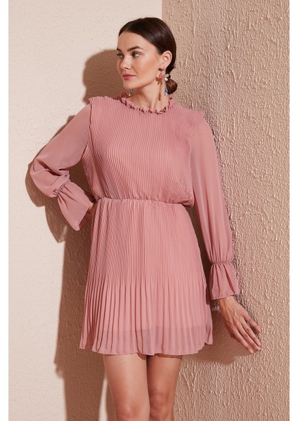 Kol Detaylı Pileli Şifon Mini Elbise Bayan Elbise 611SHN03 fiyatları